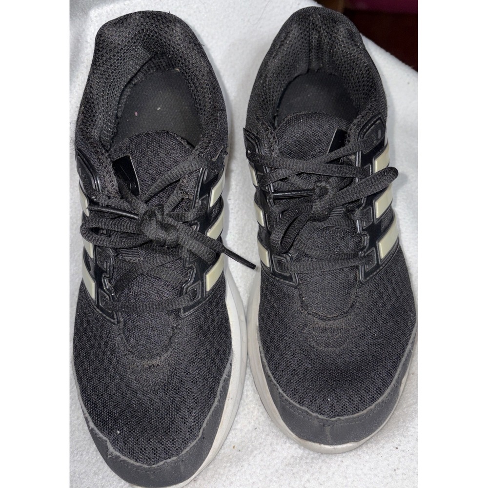 Womens size 7 Adidas Black athletic shoes cloudfoam